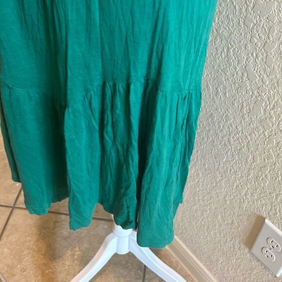 Theory M Sleeveless Tie Waist Peplum Hem Dress Green Knee Length Elevated Basic - Picture 8 of 12